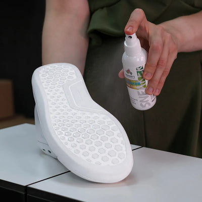 Reinigungsspray für Schuhe und Sohlen MAGIC CLEANER