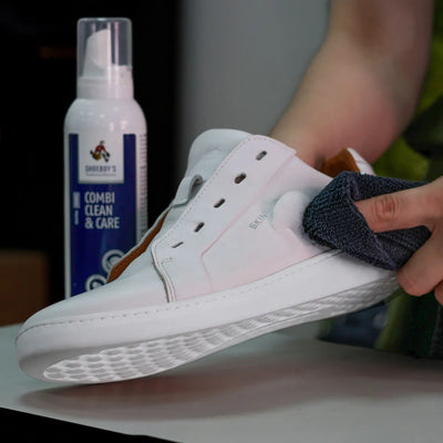 Čistící pěna COMBI CLEAN & CARE s výživou