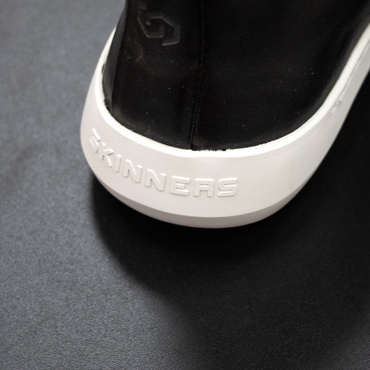 Moonwalker High Top Black – zachráň topánku