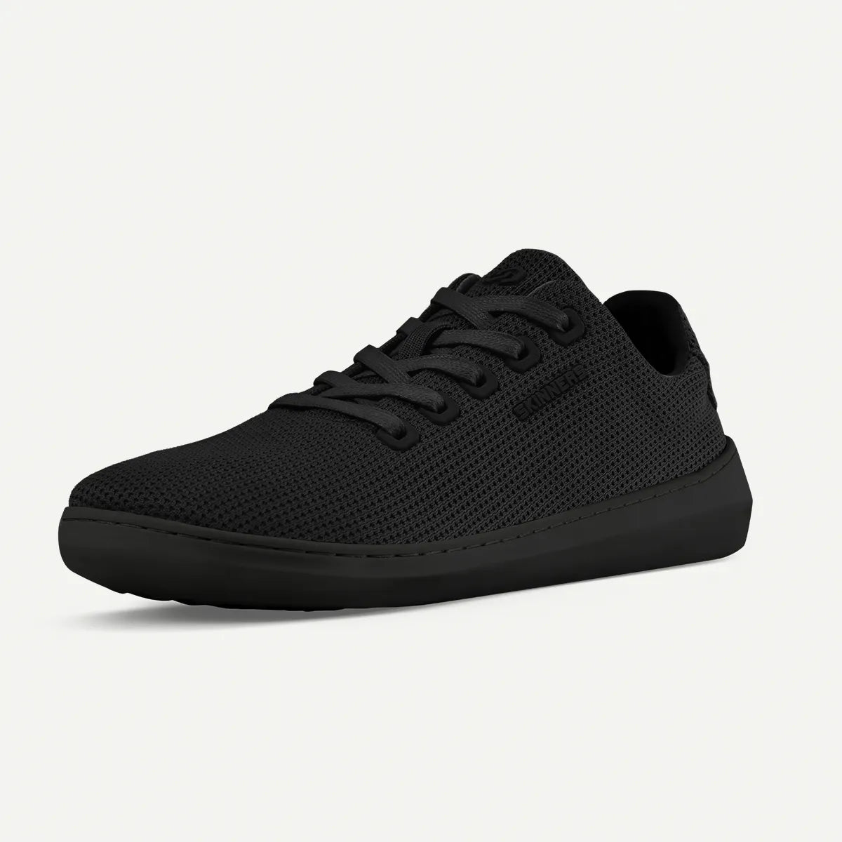 skinners_globetrotter_ii_true_black_black_front